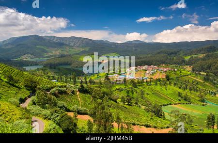 Atemberaubend schöne Landschaft rund um den Emerald Lake in Ooty, Tamilnadu, Indien Stockfoto