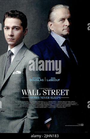 SHIA LABEOUF, Michael Douglas Poster, WALL STREET: GELD schläft nie, 2010 Stockfoto