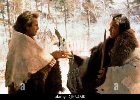 KEVIN COSTNER, Graham Greene, der mit dem Wolf tanzt, 1990 Stockfoto