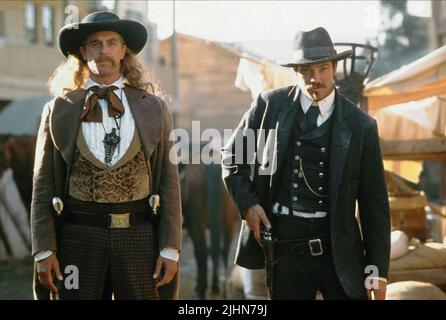 KEITH CARRADINE, Timothy Olyphant, Totholz, 2004 Stockfoto