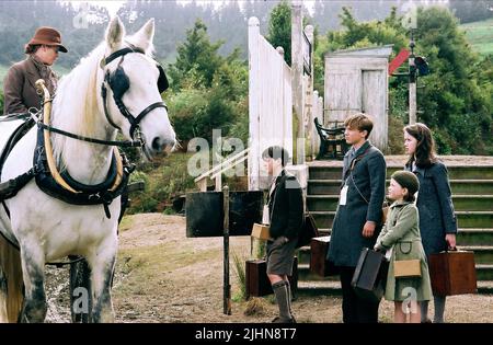 SKANDAR KEYNES, William Moseley, Georgie Henley, Anna Popplewell, Die Chroniken von Narnia: Der König von Narnia, 2005 Stockfoto