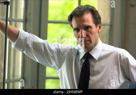 RALPH FIENNES, der ewige Gärtner, 2005 Stockfoto