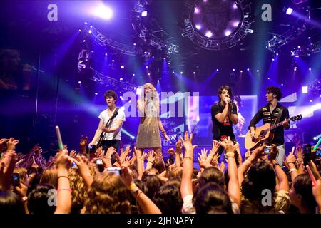 NICK JONAS, Taylor Swift, Joe Jonas, Kevin Jonas, JONAS BROTHERS: Die 3D-Konzert erleben, 2009 Stockfoto