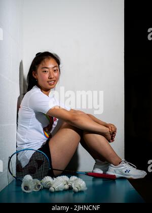 ARNHEM, NIEDERLANDE - 19. JULI: Badmintonspielerin Flora Wang posiert während einer Fotosession im Nationaal Sportcentrum Papendal am 19. Juli 2022 in Arnhem, Niederlande (Foto: Rene Nijhuis/Orange Picches) Stockfoto