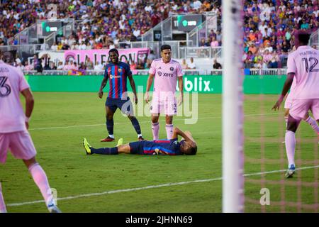 Fort Lauderdale, FL, USA. 19.. Juli 2022. 5 Sergio Busquets – Mittelfeldspieler FC Barcelona beim internationalen Freundschaftsspiel zwischen Inter Miami CF und FC Barcelona im DRV Pink Stadium in Florida, USA. Kredit: Yaroslav Sabitov/YES Market Media/Alamy Live Nachrichten Stockfoto