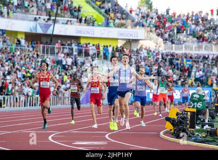 Eugene, Oregon USA am 19.. Juli 2022. Jake Wightman (GB&NI) gewann die 1500m der Männer am fünften Tag bei den Leichtathletik-Weltmeisterschaften, Hayward Field, Eugene, Oregon, USA, am 19.. Juli 2022. Foto von Gary Mitchell/Alamy Live News Credit: Gary Mitchell, GMP Media/Alamy Live News Stockfoto