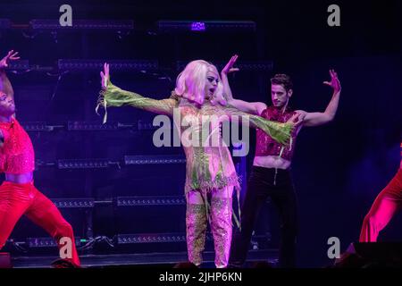 AUSTIN, TX - 19. JULI: Laganja Estranja spielt auf der Bühne während RuPauls Drag Race Werq The World Tour 2022 bei ACL Live am 19. Juli 2022 in Austin, Texas.(Foto: Maggie Boyd/SipaUSA) Quelle: SIPA USA/Alamy Live News Stockfoto