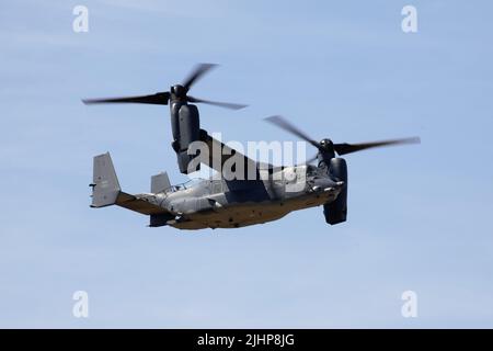 Fairford, Großbritannien, 16.. Juli 2022. Die US-Luftwaffe demonstrierte die Fähigkeiten der Bell Boeing CV-22B Osprey von 7. Special Operations Squadron auf der RIAT 2022, Fairford, Großbritannien Stockfoto