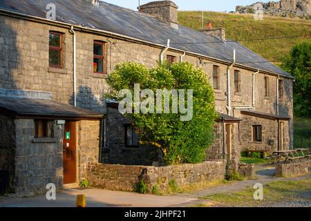 Editorial Penwyllt, Großbritannien - 19. Juli 2022: Hauptquartier des South Wales Caving Club, wo im November 2021 die größte Höhlenrettung in Großbritannien die pla nahm Stockfoto