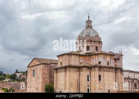 Katholische Kirche St. Martina beim Forum Romanum in Rom Italien . Kathedrale von Chiesa Santi Luca und Martina Martiri Stockfoto