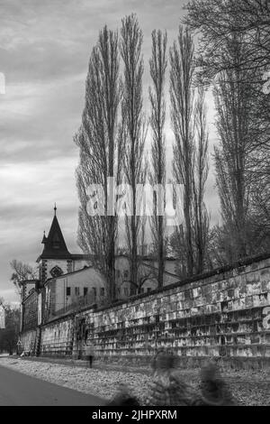 Historisches Wasserwerk Saloppe, ein technisches Denkmal am rechten Elbufer in Dresden, Sachsen, Deutschland. Stockfoto