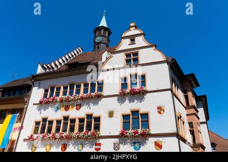 Rathaus in der Stadt Staufen die historische Stadt Faust. Staufen im Breisgau, Südschwarzwald, Baden-Württemberg. Deutschland. Staufen ist eine Geschichte Stockfoto