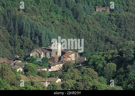 Frankreich, Gard (30) Saint-Martial, Village du Parc National des Cevennes, Massif de l'Aigoual / Frankreich, Gard Saint Martial, Dorf im Nationalpark Cevennes, Aigoual-Massiv Stockfoto