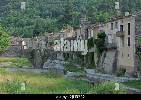 Frankreich, Gard (30) Sumène, Village du Parc National des Cevennes, Massif de l'Aigoual, vallée du Rieutord / Frankreich, Gard Sumène, Dorf im Nationalpark der Cevennes, Aigoual-Massiv, Rieutord-Tal Stockfoto