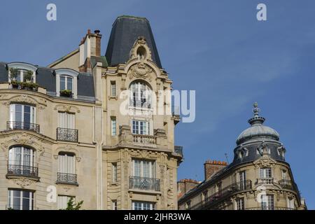 Frankreich, Region Ile de France, Paris, Montparnasse, 6. Arrondissement, Winkel Boulevard du Montparnasse und Boulevard Raspail, Haussmanische Gebäude, Prestige-Immobilien, Stockfoto