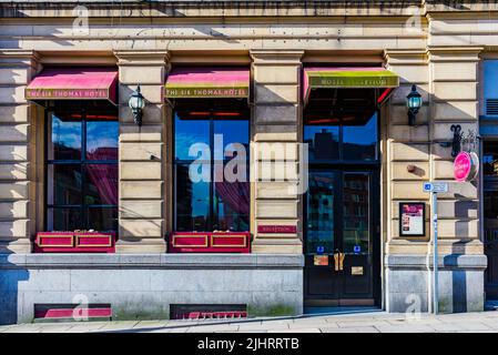 Das Sir Thomas Hotel befindet sich in einem ehemaligen Gebäude der Bank of Liverpool. Liverpool, Merseyside, Lancashire, England, Vereinigtes Königreich Stockfoto