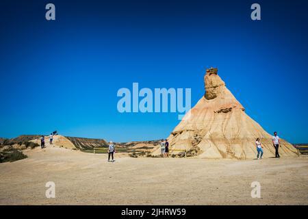 Castildetenra-Felsformation im Gebiet Bardena Blanca des Naturparks Bardenas Reales. Navarra, Spanien, Europa Stockfoto