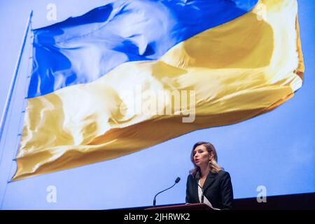 Washington, USA. 20.. Juli 2022. Die ukrainische First Lady Olena Zelenska spricht am 20. Juli 2022 auf dem Capitol Hill in Washington, DC, an Kongressabgeordnete. (Foto von Pool/Sipa USA) Quelle: SIPA USA/Alamy Live News Stockfoto