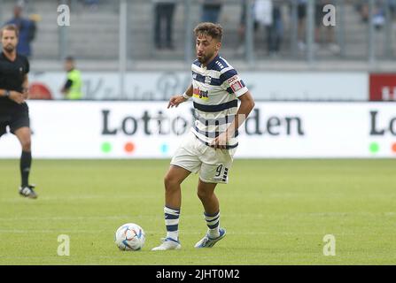 Duisburg, Deutschland. 17.. Juli 2022. firo : 07/17/2022, Fußball, 1.Bundesliga, 1.Liga, Saison 2022/2023, CUP of Traditions, Athletic Bilbao - MSV Duisburg Alaa Bakir, Single Action Credit: dpa/Alamy Live News Stockfoto