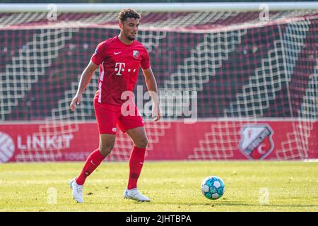 UTRECHT, NIEDERLANDE - 20. JULI: Ruben Kluivert vom FC Utrecht beim Freundschaftsspiel zwischen dem FC Utrecht und dem OFI Crete FC am 20. Juli 2022 im Sportcomplex Zoudenbalch in Utrecht, Niederlande (Foto: Jeroen Meuwsen/Orange Picts) Stockfoto