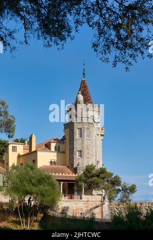 Palácio dos Condes de Castro Guimarães oder Museu Condes de Castro Guimarães Cascais, Cascais, Bezirk Lissabon, Portugal. Stockfoto