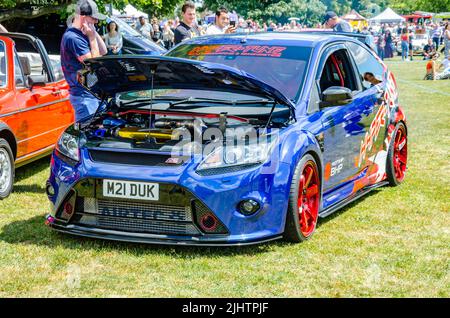 Vorderansicht eines ford Focus aus dem Jahr 1994 auf der „The Reading Motor Show“ in Reading, Großbritannien Stockfoto