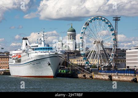 Das Schiff MV Ocean Majesty liegt im Dock von Katajanokka in Helsinki, Finnland Stockfoto