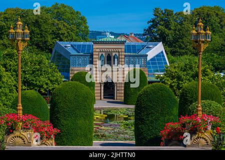 Blick auf das Aquarium, das Terrarium und die Krokodilhalle im Zoologisch-Botanischen Garten, Wilhelma, Stuttgart, Baden-Württemberg, Deutschland, Europa Stockfoto