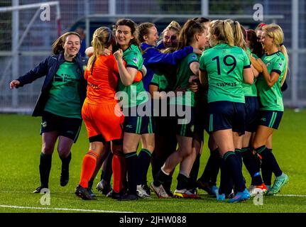 Linfield Ladies vs Sion Swifts Ladies (NIFL Women's League Cup) New Midgley Park, Belfast - 15/06/22 Stockfoto