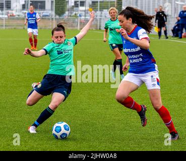 Linfield Ladies vs Sion Swifts Ladies (NIFL Women's League Cup) New Midgley Park, Belfast - 15/06/22 Stockfoto