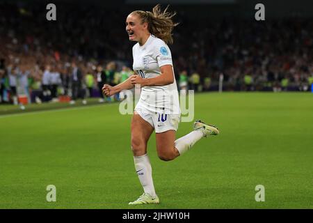 Georgia Stanway of England Women feiert, nachdem sie ihr Team 2. Tor erzielt hat. UEFA Womenís Euro England 2022, Viertelfinalspiel, England Frauen gegen Spanien Frauen im Falmer Stadium in Brighton & Hove in Sussex am Mittwoch, 20.. Juli 2022. Dieses Bild darf nur für redaktionelle Zwecke verwendet werden. Nur zur redaktionellen Verwendung, Lizenz für kommerzielle Nutzung erforderlich. Keine Verwendung bei Wetten, Spielen oder Veröffentlichungen in einem Club/einer Liga/einem Spieler. PIC von Steffan Bowen/Andrew Orchard Sports Photography/Alamy Live News Credit: Andrew Orchard Sports Photography/Alamy Live News Stockfoto