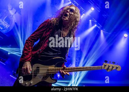 LONDON, ENGLAND: Dead Daisies treten im Shepherds Bush Empire auf mit: Glenn Hughes wo: London, Großbritannien Wann: 10 Nov 2021 Credit: Neil Lupin/WENN Stockfoto