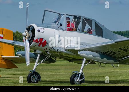 Tag Der Luftfahrt. Landwirtschaftsflugzeug Zlin Z-37A-2 Bumblebee zum Sprühen von Silberfeldern Stockfoto