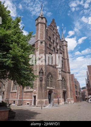 Antwerpen, Belgien, 02. Juli 2022, das Vleeshuis in English Meat House in Antwerpen ist ein monumentales ehemaliges Gildenhaus am Vleeshou Stockfoto