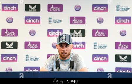 Der englische Philip Salt bei einer Pressekonferenz im Emirates Old Trafford, Manchester. Bilddatum: Donnerstag, 21. Juli 2022. Stockfoto