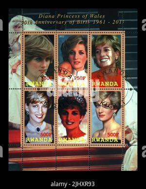 Abgesagte Briefmarke, gedruckt in Ruanda, gewidmet dem 50.. Geburtstag der Prinzessin Diana, um 2011. Stockfoto