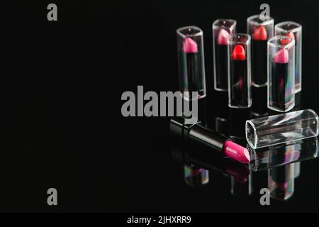 Auswahl Lippenstifte für Frauen Beauty Blog Stockfoto