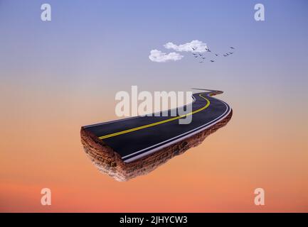 3D Straßendarstellung Modell von isolierten Stück Land. 3D Modell der endlosen Straße Quelle des Transports mit Wolken und Vögel. Stockfoto