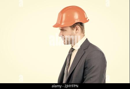 Wertsteigerisches Engineering. Profilportrait des Ingenieurs. Seitenwand des Bauingenieurs. Baumann Stockfoto