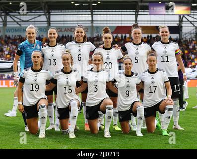 London, Großbritannien. 21.. Juli 2022. Die deutsche Mannschaftsgruppe beim Spiel der UEFA Women's European Championship 2022 im Brentford Community Stadium, London. Bildnachweis sollte lauten: David Klein/Sportimage Kredit: Sportimage/Alamy Live News Stockfoto