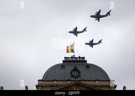 Brüssel, Belgien. 21.. Juli 2022. Abbildung Bild zeigt die militärische und zivile Parade am Belgischen Nationalfeiertag, in Brüssel, Donnerstag, 21. Juli 2022. BELGA FOTO NICOLAS MAETERLINCK Kredit: Belga Nachrichtenagentur/Alamy Live News Stockfoto