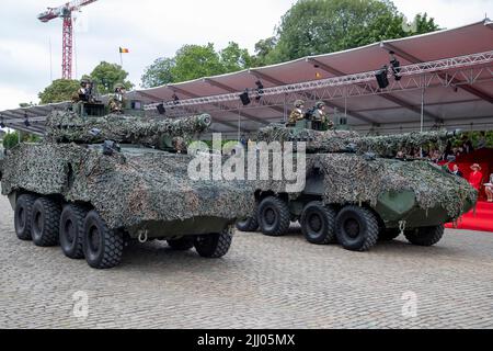 Brüssel, Belgien. 21.. Juli 2022. Abbildung Bild zeigt die militärische und zivile Parade am Belgischen Nationalfeiertag, in Brüssel, Donnerstag, 21. Juli 2022. BELGA FOTO NICOLAS MAETERLINCK Kredit: Belga Nachrichtenagentur/Alamy Live News Stockfoto