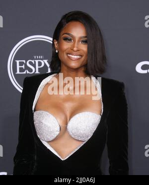 Ciara nimmt am 20. Juli 2022 an den 2022 ESPYs im Dolby Theater in Hollywood, Kalifornien, Teil. Foto: Crash/imageSPACE Stockfoto