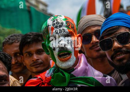 21. Juli 2022, Kalkutta, Westbengalen, Indien: Die Kundgebung zum Märtyrertag 21. Juli ist eine jährliche Massenkundgebung, die vom Trinamool-Kongress organisiert wird, um der Entlassung von Kalkutta 1993 zum Märtyrertag zu gedenken. Mindestens 13 Menschen, die von der Polizei von Kalkutta während einer Kundgebung des West Bengalen Jugendkongresses unter der Führung von Mamata Banerjee am 21. Juli 1993 angeschossen wurden, forderten, dass der Wählerausweis als einziges erforderliches Dokument zur Abstimmung vorgelegt werden sollte. Die letzten zwei Jahre aufgrund der Pandemie der Trinamool Kongress Supremo hatte die Rallye virtuell adressiert, Es ist eine Mega-Feier in diesem Jahr. (Bild: © Sudip Chanda/Pacific Press Stockfoto