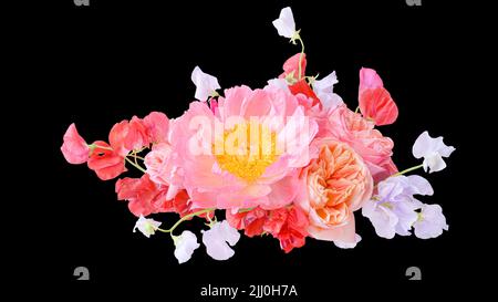 Bouquet von rosa Pfingstrosen und Rosen Nahaufnahme isoliert auf einem schwarzen Hintergrund Stockfoto