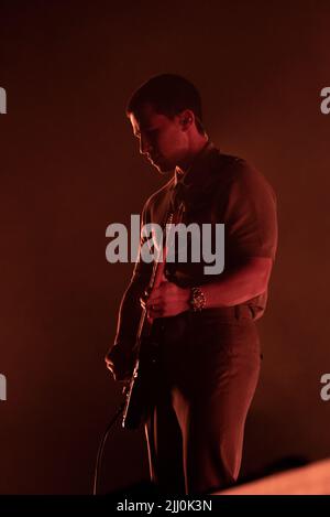 London Grammar live im Alexandra Palace in London, Großbritannien mit: Dan Rothman wo: London, Großbritannien Wann: 12 Nov 2021 Credit: Louise Morris/WENN Stockfoto