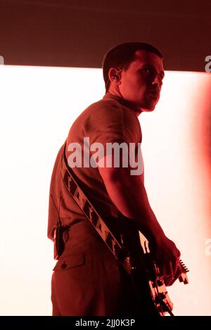 London Grammar live im Alexandra Palace in London, Großbritannien mit: Dan Rothman wo: London, Großbritannien Wann: 12 Nov 2021 Credit: Louise Morris/WENN Stockfoto