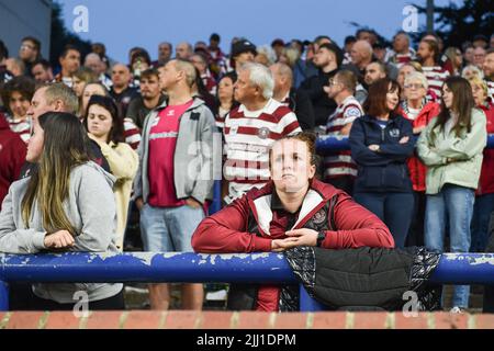 Leeds, England - 21.. Juli 2022 - Fans von Wigan Warriors. Rugby League Betfred Super League Leeds Rhinos gegen Wigan Warriors im Headingley Stadium, Leeds, Großbritannien Stockfoto