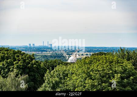 Top und Segel der Ellis Mill vom lincoln Castle Wall Walk, 2022 Stockfoto