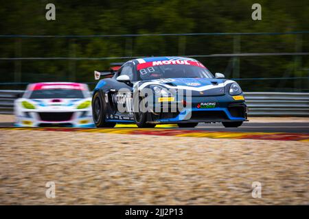 10 PIGUET Julien, VARUTTI Alban, AVR-AVVATAR, Porsche 718 Cayman GT4 RS Clubsport, Aktion während der 5.. Runde der Championnat de France FFSA GT 2022 SRP Speedweek, vom 22. Bis 24. Juli in Spa-Francorchamps, Belgien - Foto Laurent Gayral / DPPI Stockfoto